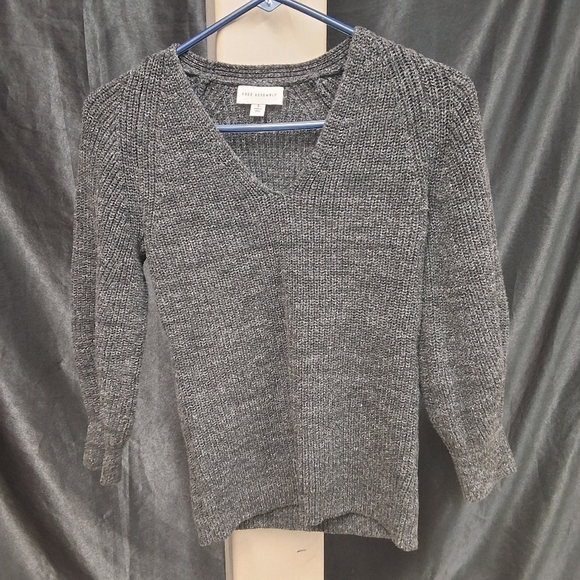 Gray V-Neck Women's Sweater - Picture 5 of 11